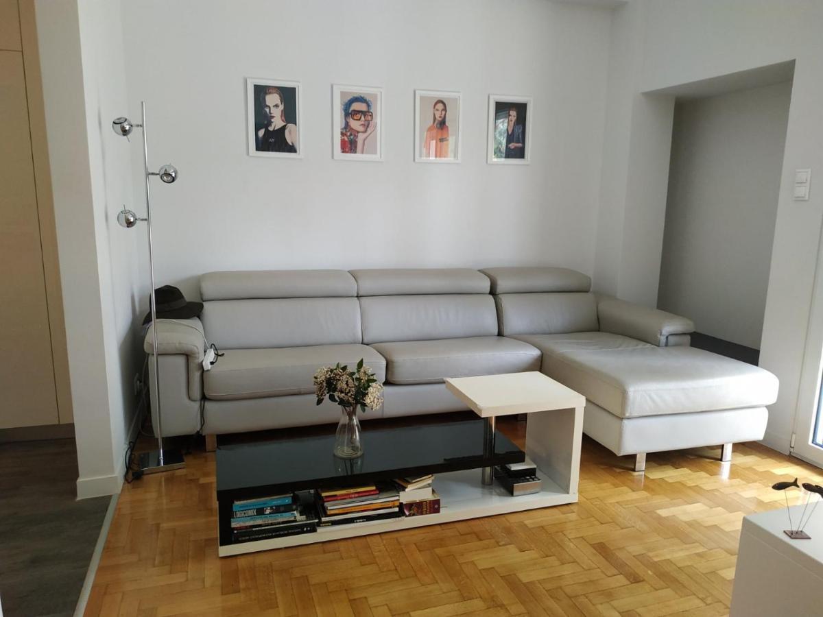 Fully Renovated, Family-Friendly Apartment, Next To A Huge Green Park, In Athens Center Exterior foto